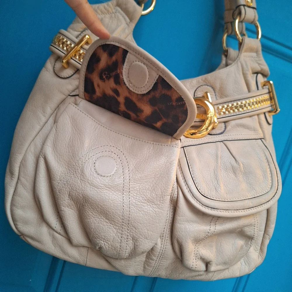 B. Makowski Soft Real Leather Women's Shoulder Bag Gold Studded Purse Y2K Beige - Picture 3 of 17